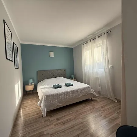 Alba Sunlit Comfort In Villa *
