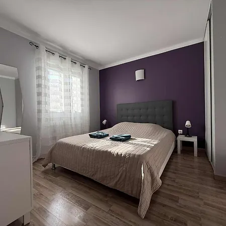 Villa Alba Sunlit Comfort In Lirac